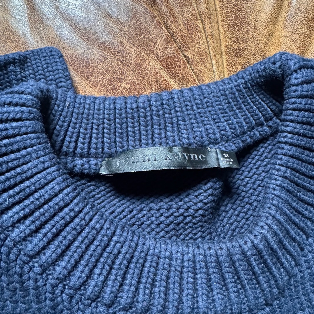 Jenni Kayne oversized fisherman crewneck in navy - Picture 2 of 3